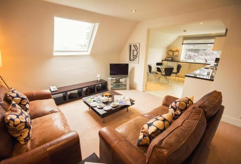 Апартаменты 2 Спальни, Eslington Villa