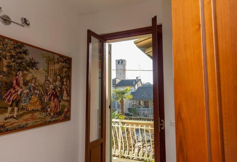 اتاق خانوادگی, La Colomba B&b