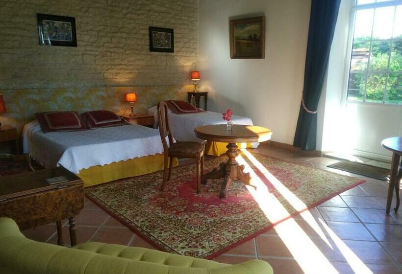 Семейный Номер, Le Logis De Vallans