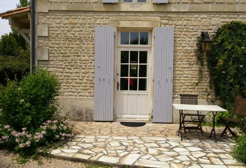 Семейный Номер, Le Logis De Vallans