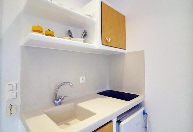 Студио Стандарт Вид на Сад, Coralli Beach Apartments