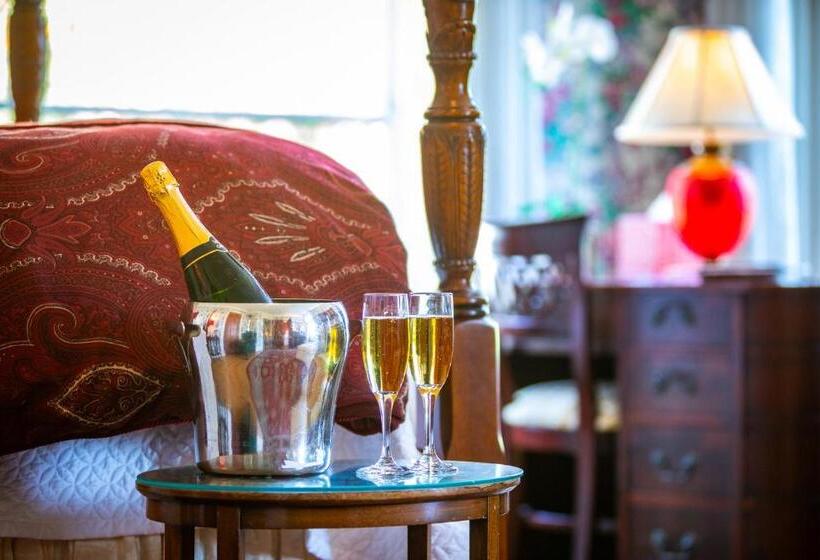 キングサイズベッドのスイートルーム, Wilburton Inn