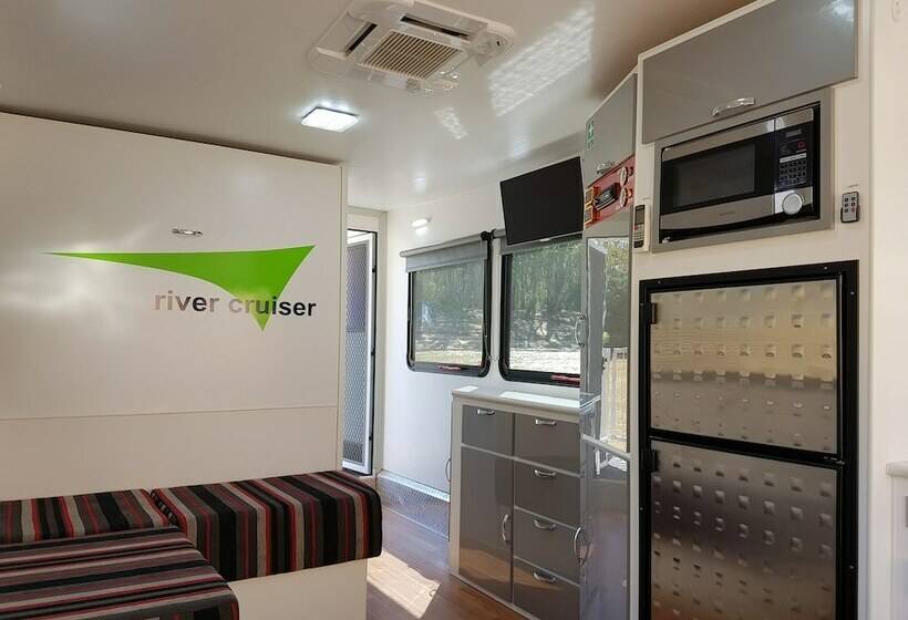 Студия Стандарт Двуспальная Кровать, Moama On Murray Houseboats