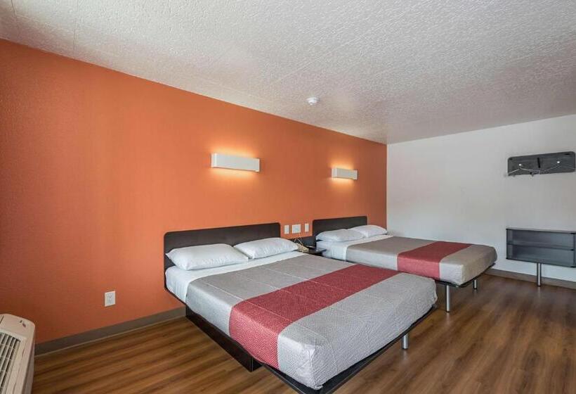 适合残疾人使用的标准间, Motel 6fallon, Nv