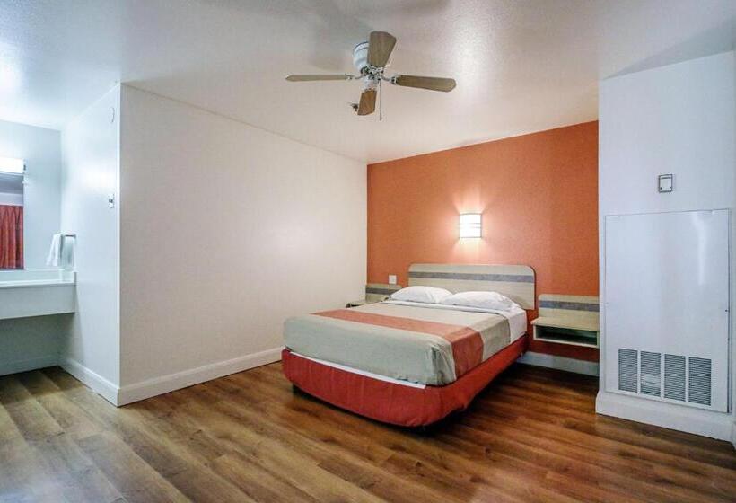 장애인을 위한 스탠다드 룸, Motel 6nephi, Ut