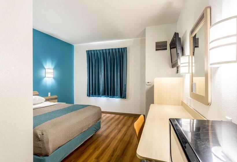 اتاق استاندارد, Motel 6 Roswell, Nm