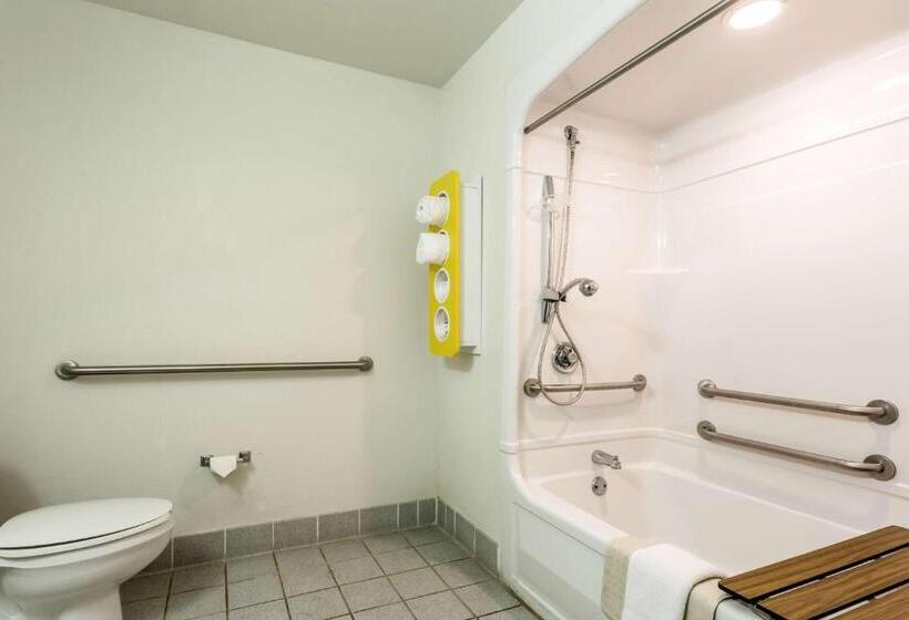 Номер Стандарт Адаптированный для Инвалидов, Motel 6 Roswell, Nm