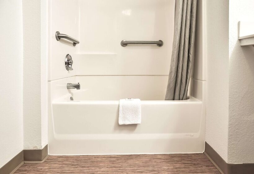 Номер Стандарт Адаптированный для Инвалидов, Motel 6 Saint Joseph, Mo