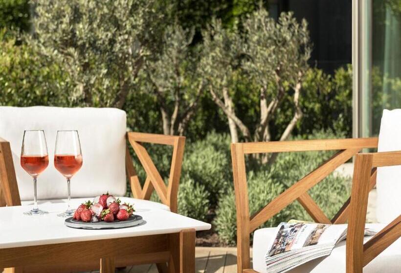 Люкс Вид на Сад, Swissotel Resort Bodrum Beach
