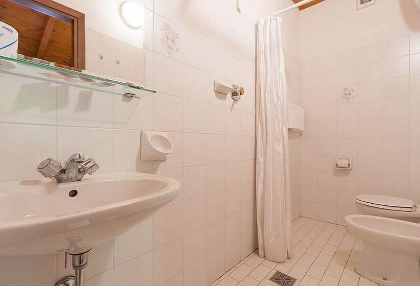 Номер Стандарт, Albergo Il Ponte