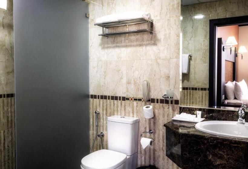 سوئیت رویال, Royal Phoenicia
