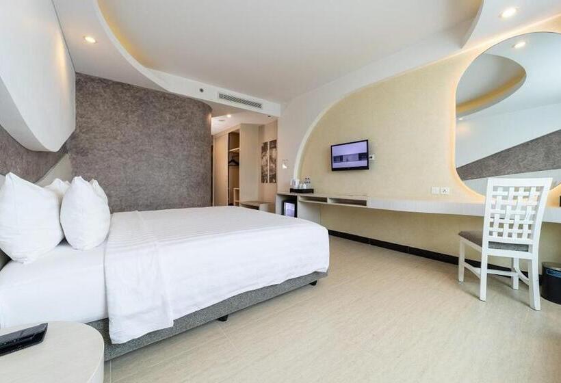 Номер Superior, Aston Cirebon Hotel And Convention Center