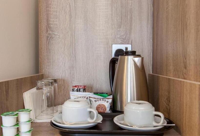 חדר סטנדרט לארבעה, Hotel Shepherds Bush London