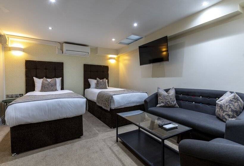חדר סטנדרט לארבעה, Hotel Shepherds Bush London