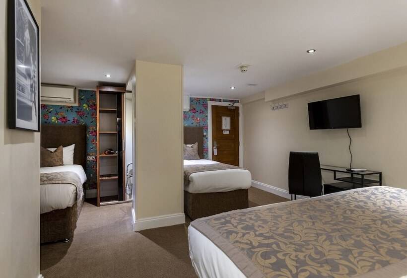 חדר סטנדרט לארבעה, Hotel Shepherds Bush London