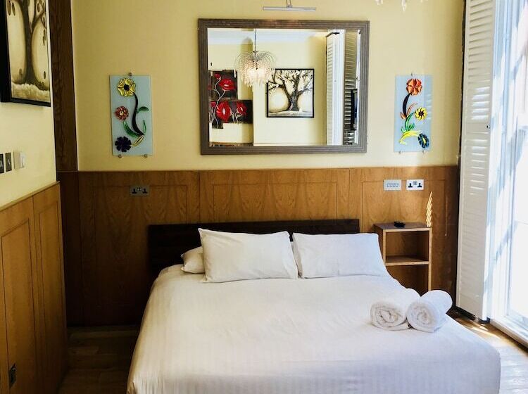 Family Suite, The Melville Hotel By Rokxy  Kings Cross