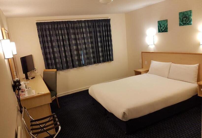 Номер Стандарт Адаптированный для Инвалидов, Days Inn Sutton Scotney North