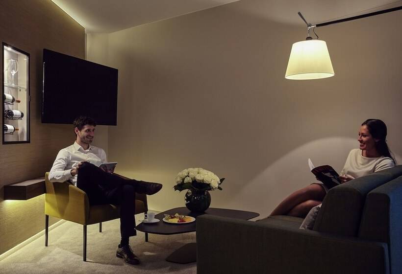 Люкс Superior, Pullman Paris Roissy Cdg Airport