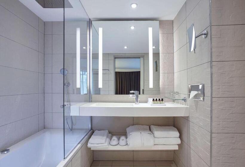 Номер Классика Кровать Кинг, Pullman Paris Roissy Cdg Airport