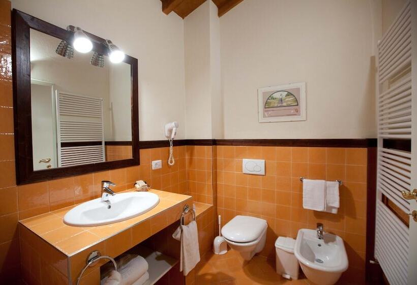 آپارتمان 3 خوابه, Relais Corte Paradiso