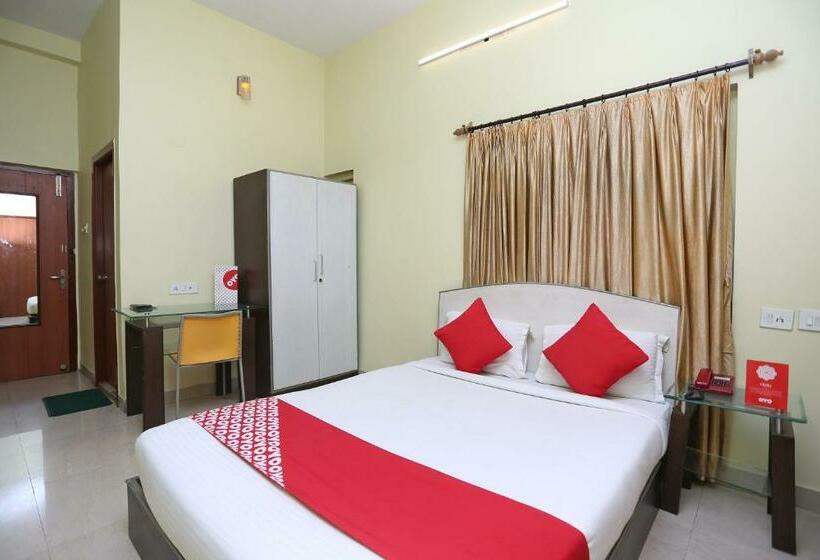 스탠다드 룸, Next Generation Guest House Block Bl Plot No 135