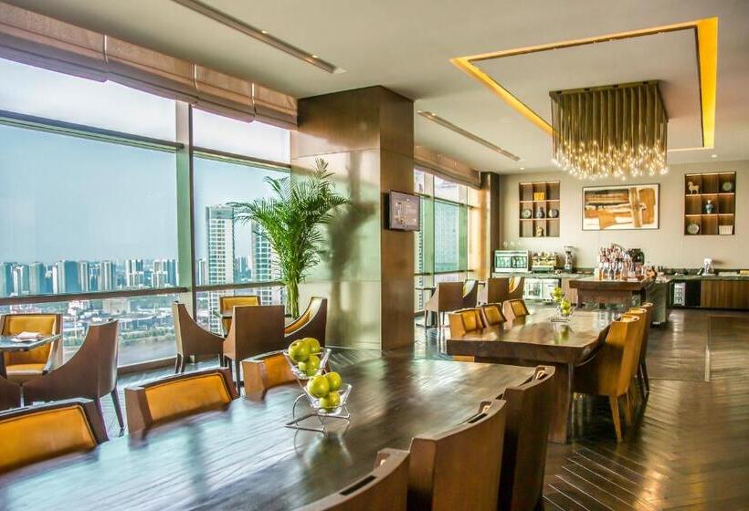 Люкс Deluxe Кровать Кинг, Intercontinental Changsha, An Ihg
