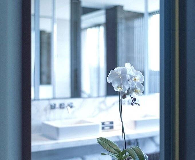 استودیوی استاندارد, Nuo Hotel Beijing