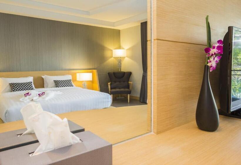 اتاق لوکس با بالکن, The Capuchin Hotel Krabi, Ao Nang Beach   Sha Plus
