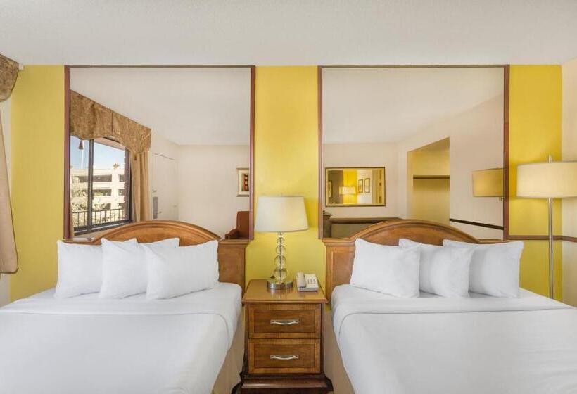 اتاق استاندارد, Travelodge By Wyndham Reno