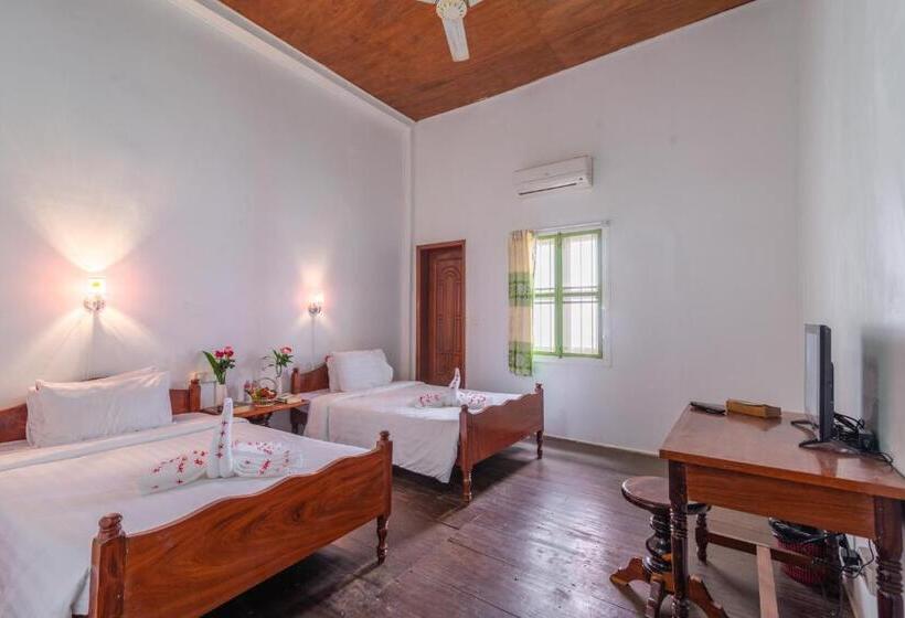Номер Superior, Five Rose Siem Reap Hostel