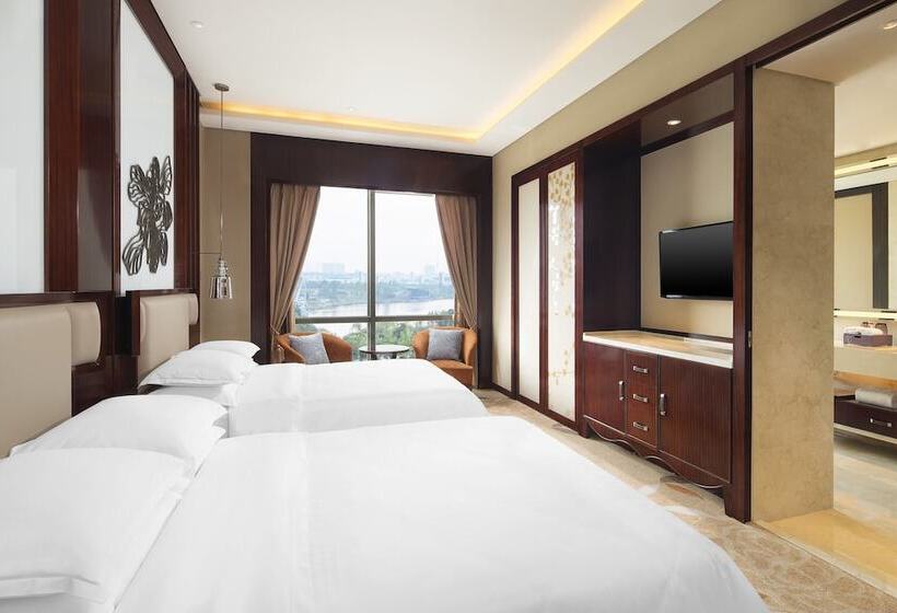 Номер Deluxe Вид на Озеро, Sheraton Changde Wuling