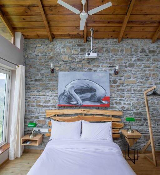 스탠다드 룸, Seclude Ramgarh Cliff S Edge