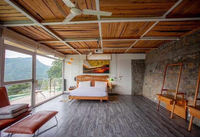 스탠다드 룸, Seclude Ramgarh Cliff S Edge