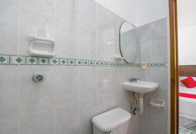 Quarto Familiar, OYO Hotel Palma Real