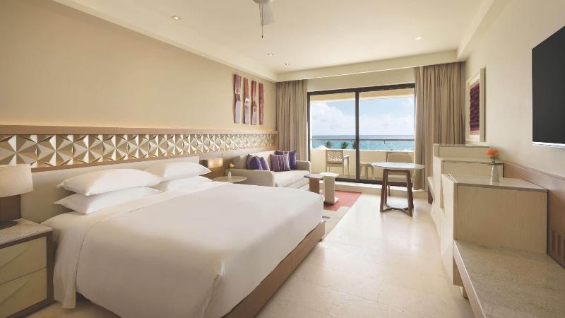 キングサイズベッドのクラブルーム, Hyatt Ziva Cancun