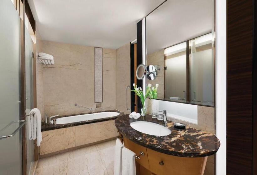 스탠다드 룸 킹사이즈 침대, Shangrila Bengaluru
