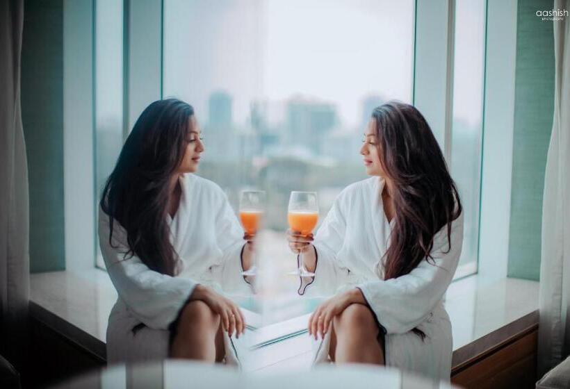 스탠다드 룸 킹사이즈 침대, Shangrila Bengaluru