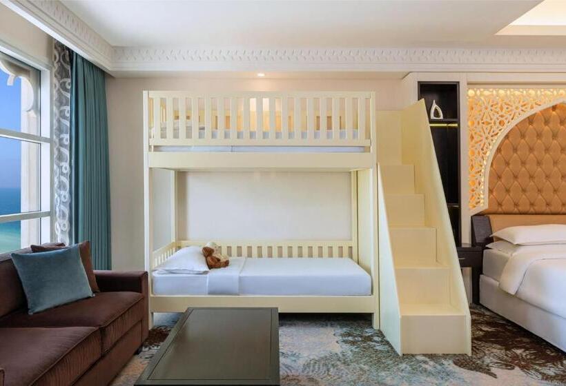 Номер Премиум, Sheraton Sharjah Beach Resort And Spa