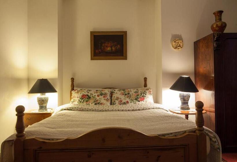 Трехместный Номер Комфорт, Dawson Place, Juliette's Bed And Breakfast
