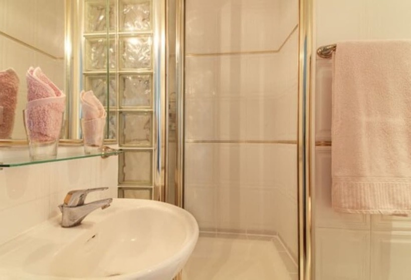Трехместный Номер Комфорт, Dawson Place, Juliette's Bed And Breakfast