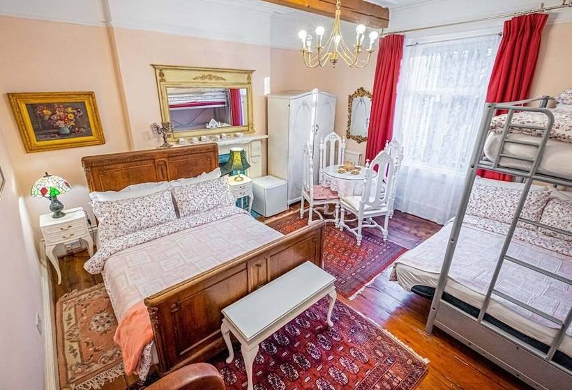 Семейный Номер, Dawson Place, Juliette's Bed And Breakfast