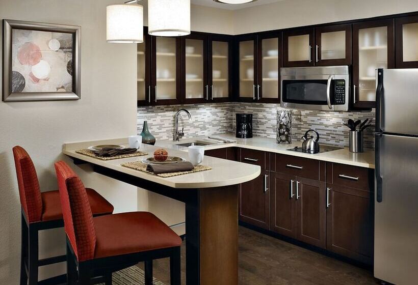 Люкс Кровать Кинг, Staybridge Suites Toledo   Rossford   Perrysburg, An Ihg