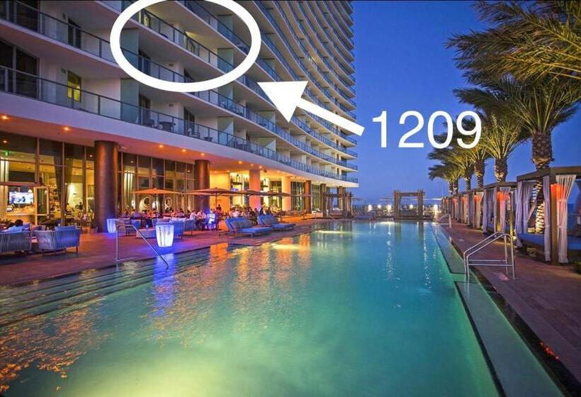 آپارتمان 1 خوابه با تراس, Modern Beachfront Condo With Stunning Ocean View