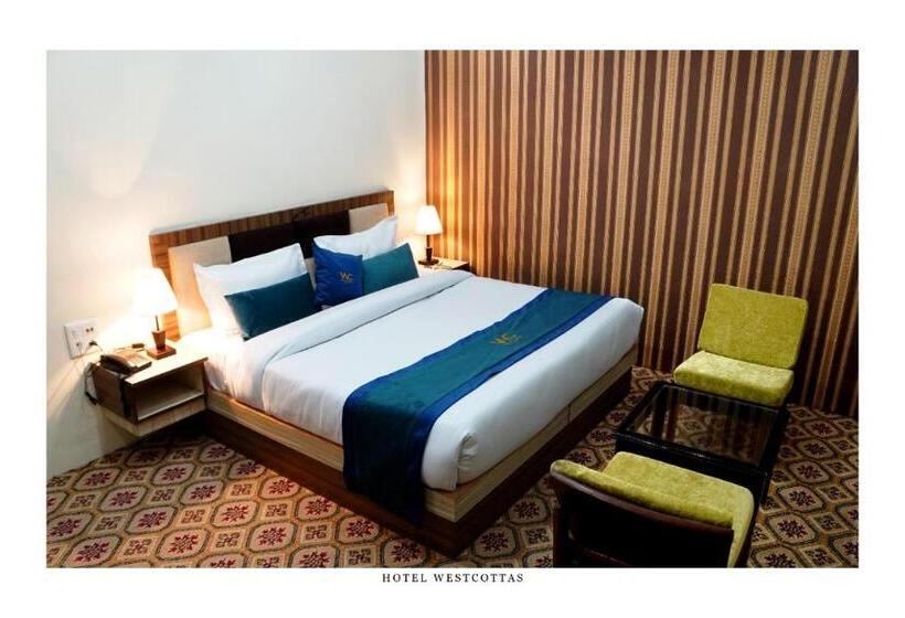 Family Suite, West Cottas Hotel    Couples, Family, Corporate Favorite In Heart Of Jalandhar