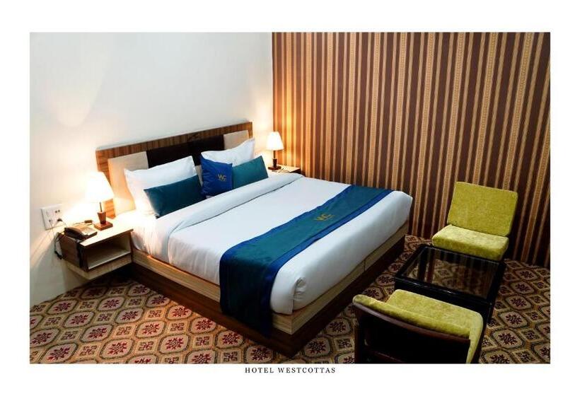 Family Suite, West Cottas Hotel    Couples, Family, Corporate Favorite In Heart Of Jalandhar