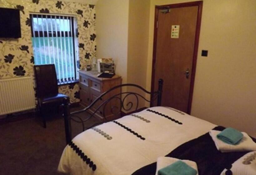 Семейный Номер, The Kings Head Inn