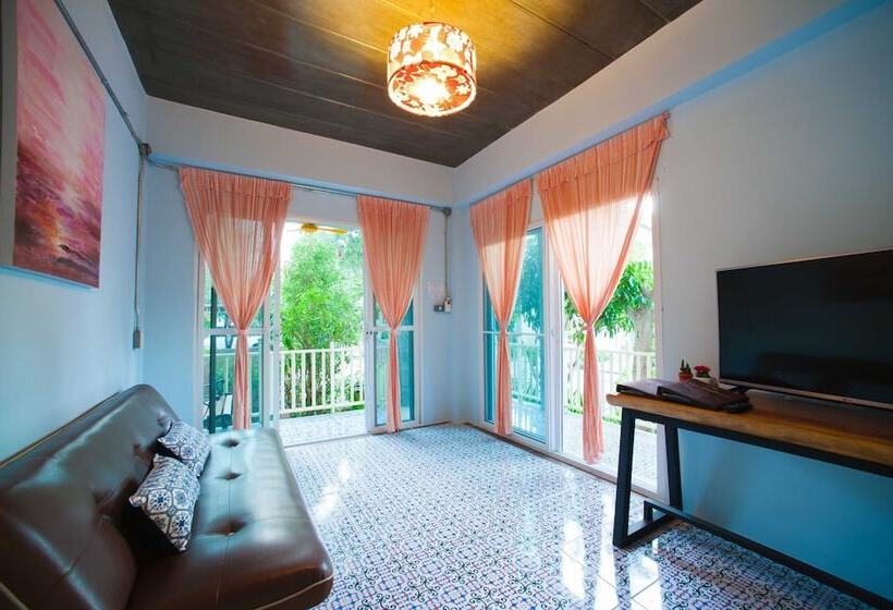 Семейный Номер, Baan Chokdee Pai Resort