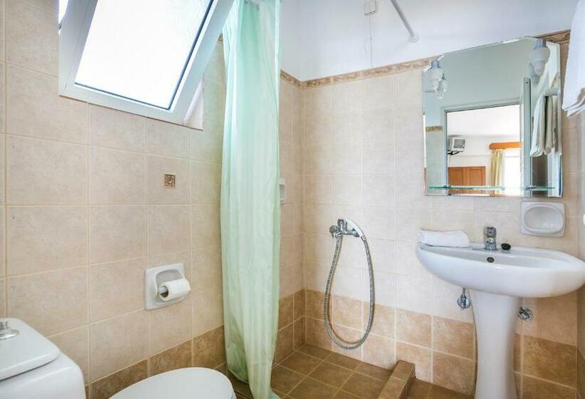 استودیوی استاندارد, Saulas Studios