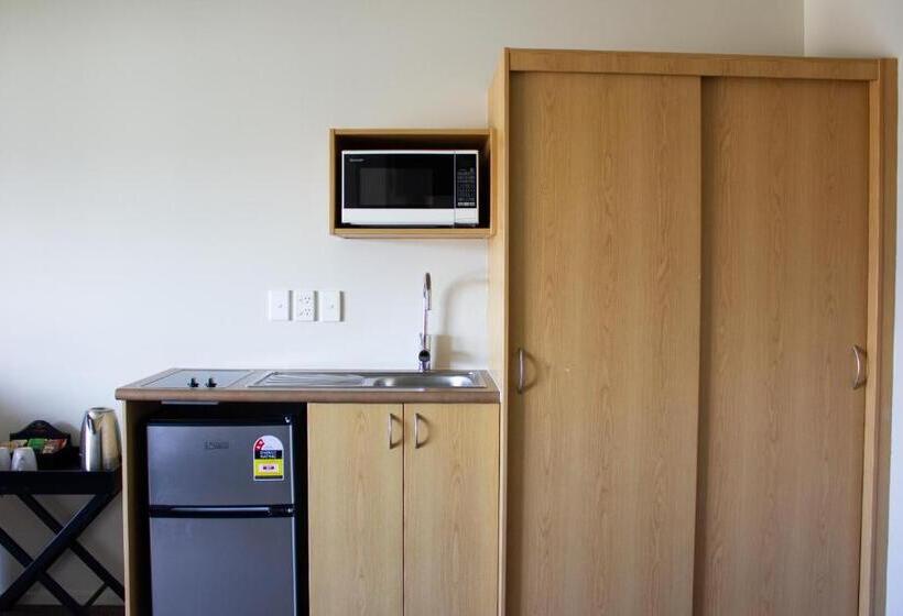 سوییت, Greenlane Suites