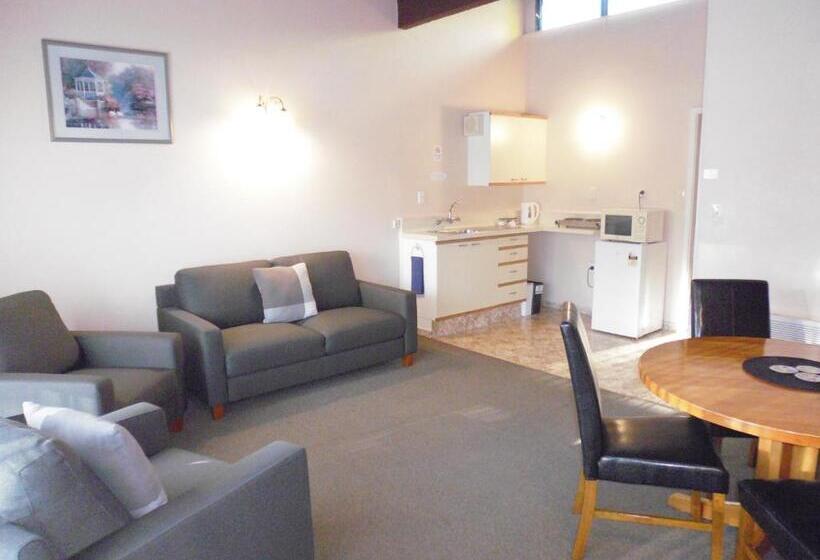 Апартаменты 1 Спальня, Spa Lodge Motel
